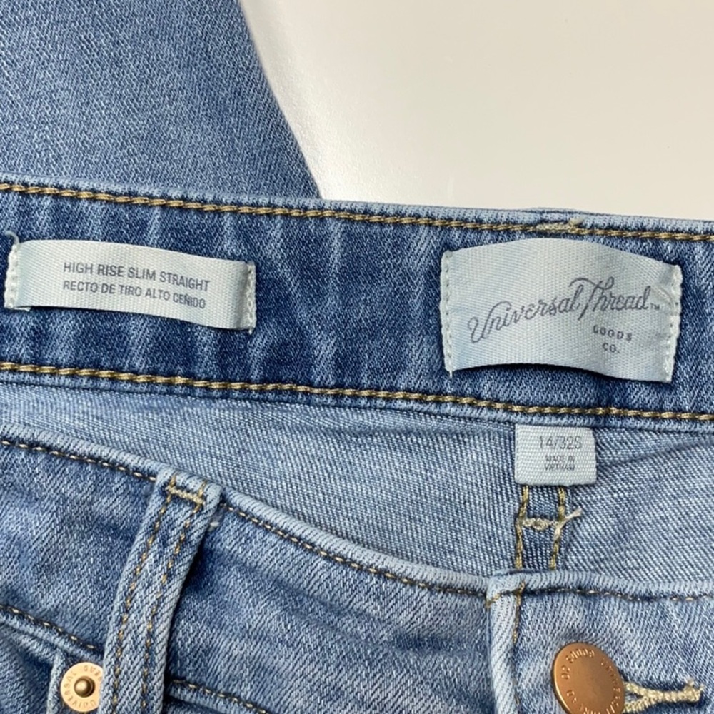 Universal Threads High Rise Slim Straight Jeans Light Wash 14/32 SHORT - Picture 8 of 8